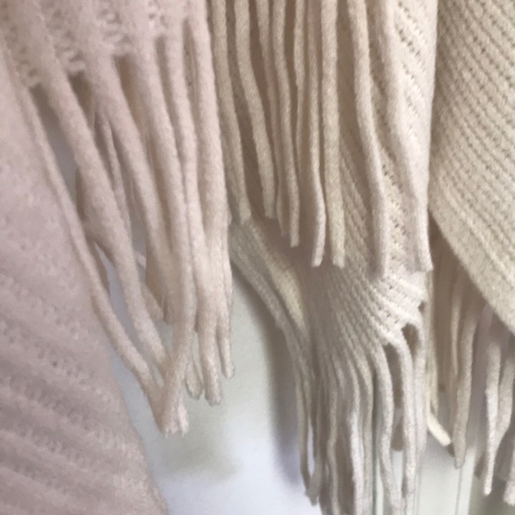 Ivory Woven Wrap - Picture 4 of 5